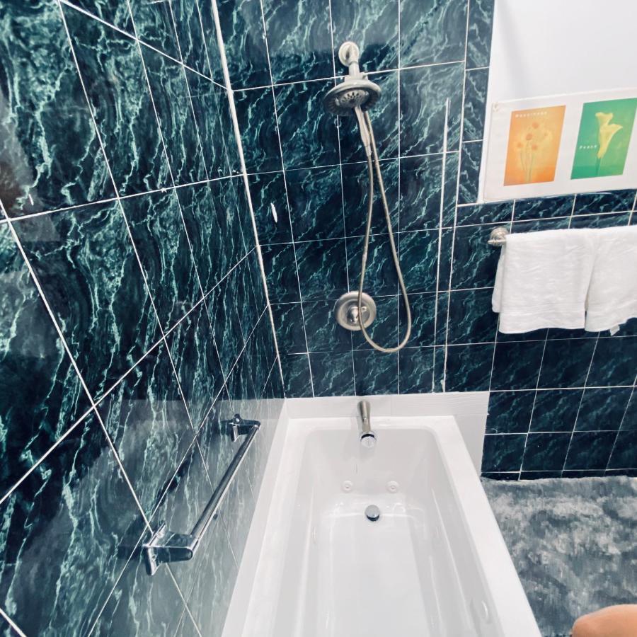 Room With Jacuzzi, Massage Seat, And Parking Space, The Best Choices!! North Bergen Exterior foto